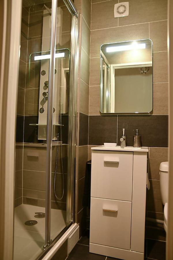 F1 Entier Cosy Style Chalet Montgeron, Proche Paris מראה חיצוני תמונה